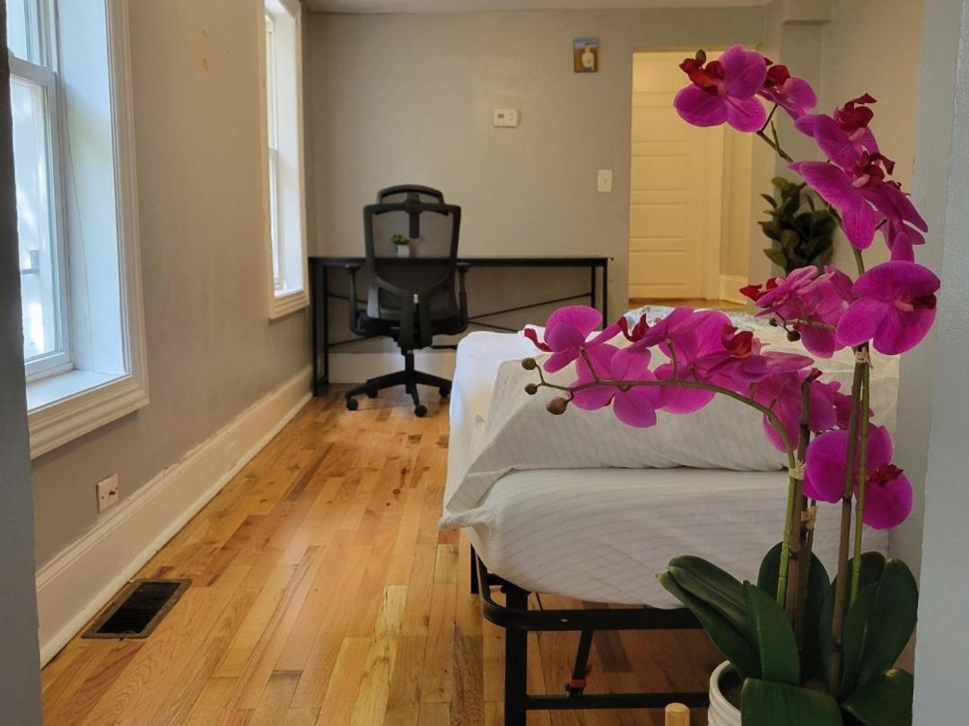 Budget Bed Room Near Downtown Inner Harbor W Free Parking Baltimore Buitenkant foto