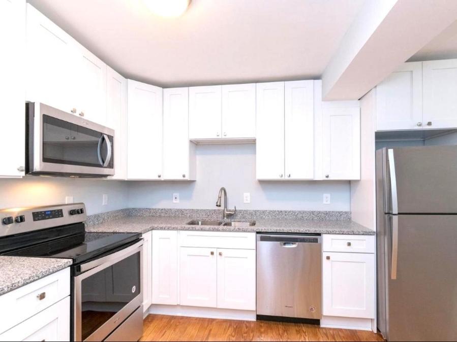 Budget Bed Room Near Downtown Inner Harbor W Free Parking Baltimore Buitenkant foto
